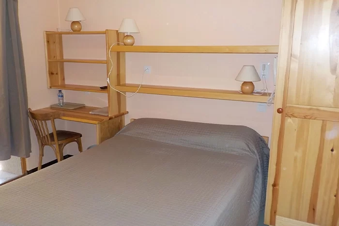 hotel ecrins ailefroide