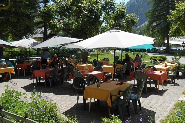hotel ecrins ailefroide