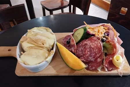 restaurant ecrins